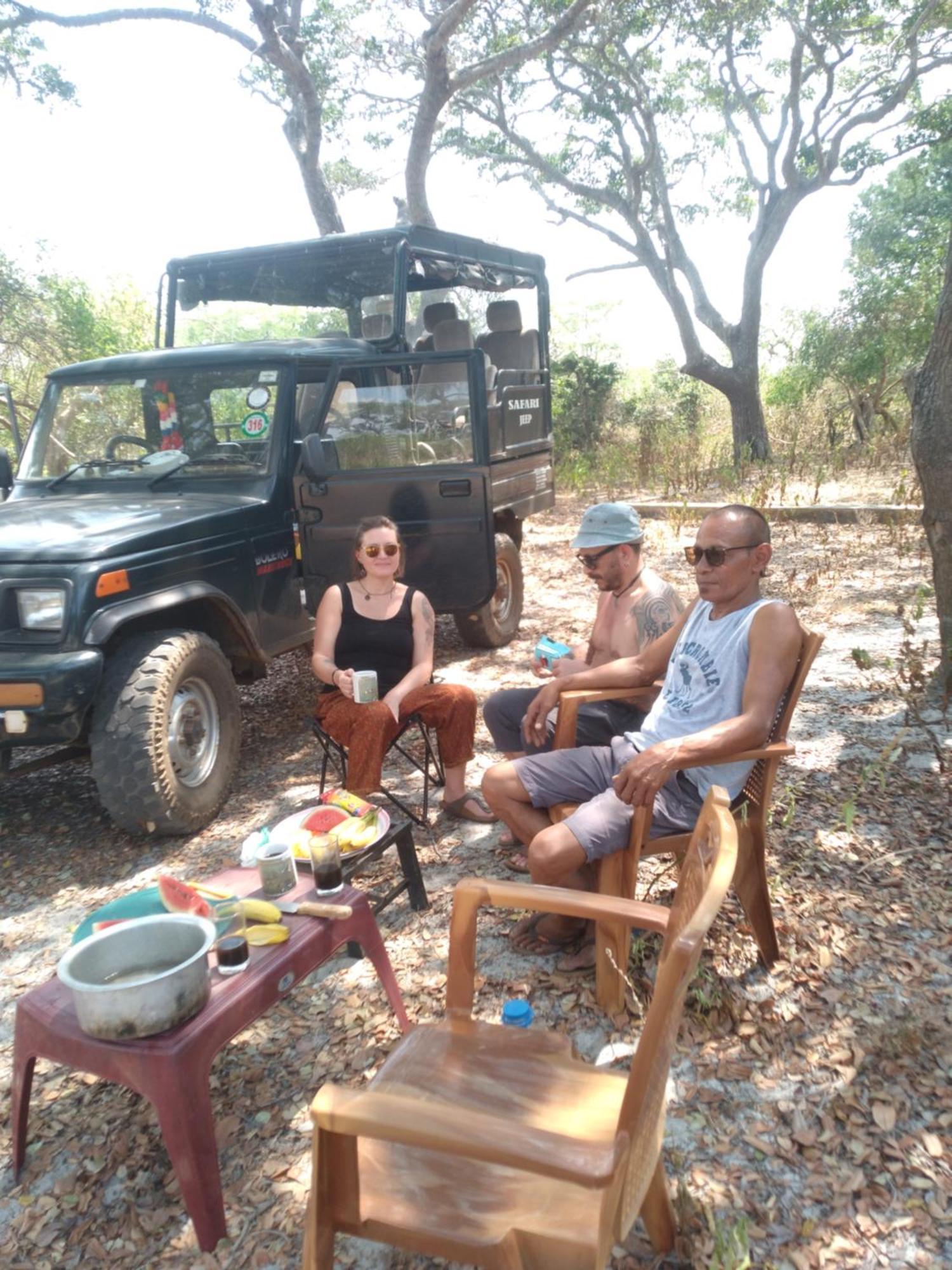 Happy Beach Safari Retreat Hambantota Esterno foto